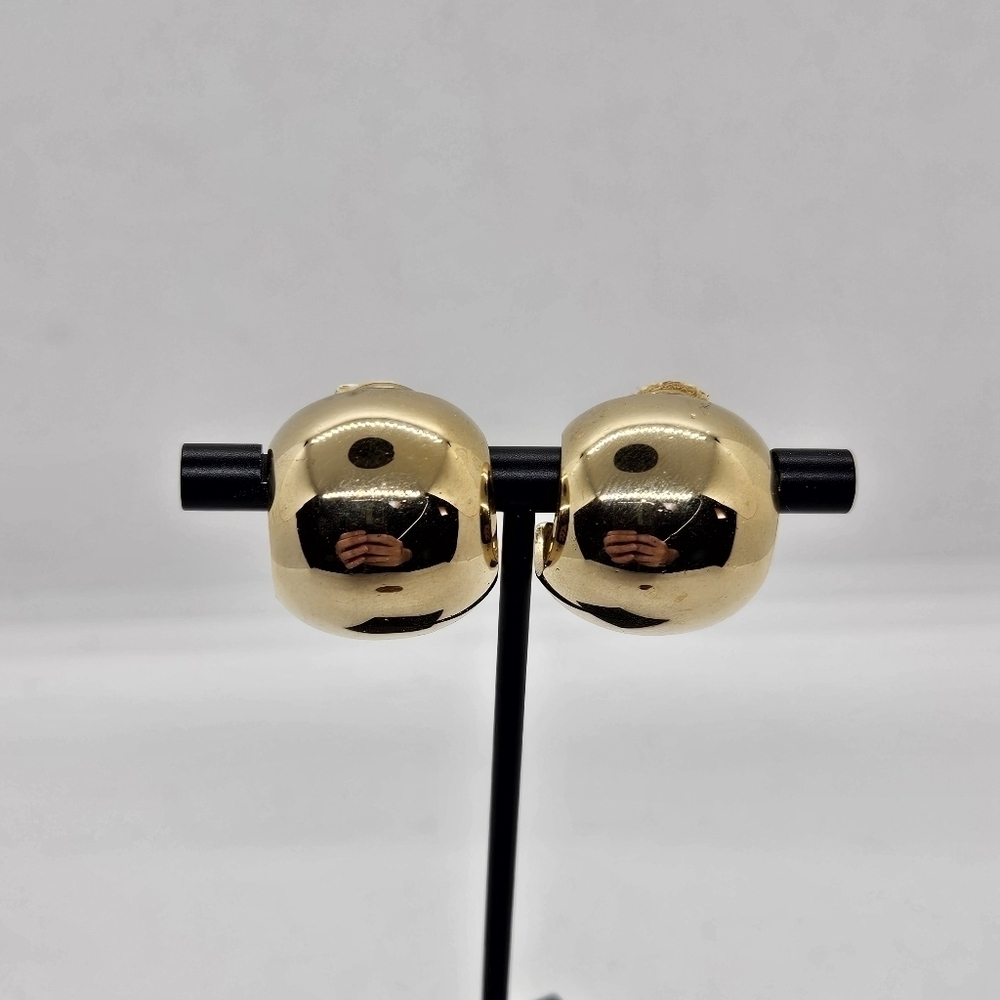 vintage bergere gold tone domed clip on earrings
